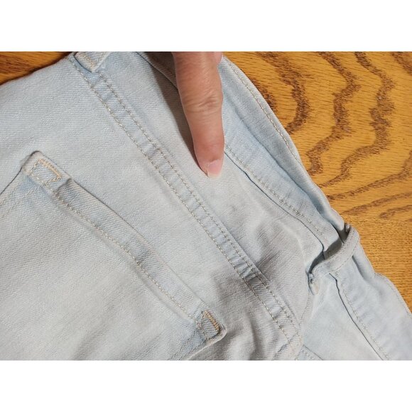 OLD NAVY Jeans Womens 4P BLUE LIGHT Wash STRAIGHT ? Preowned Button Fly Used - Picture 4 of 13